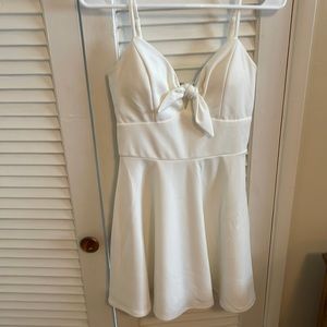 UNWORN NWOT White Dress with Padded Bra